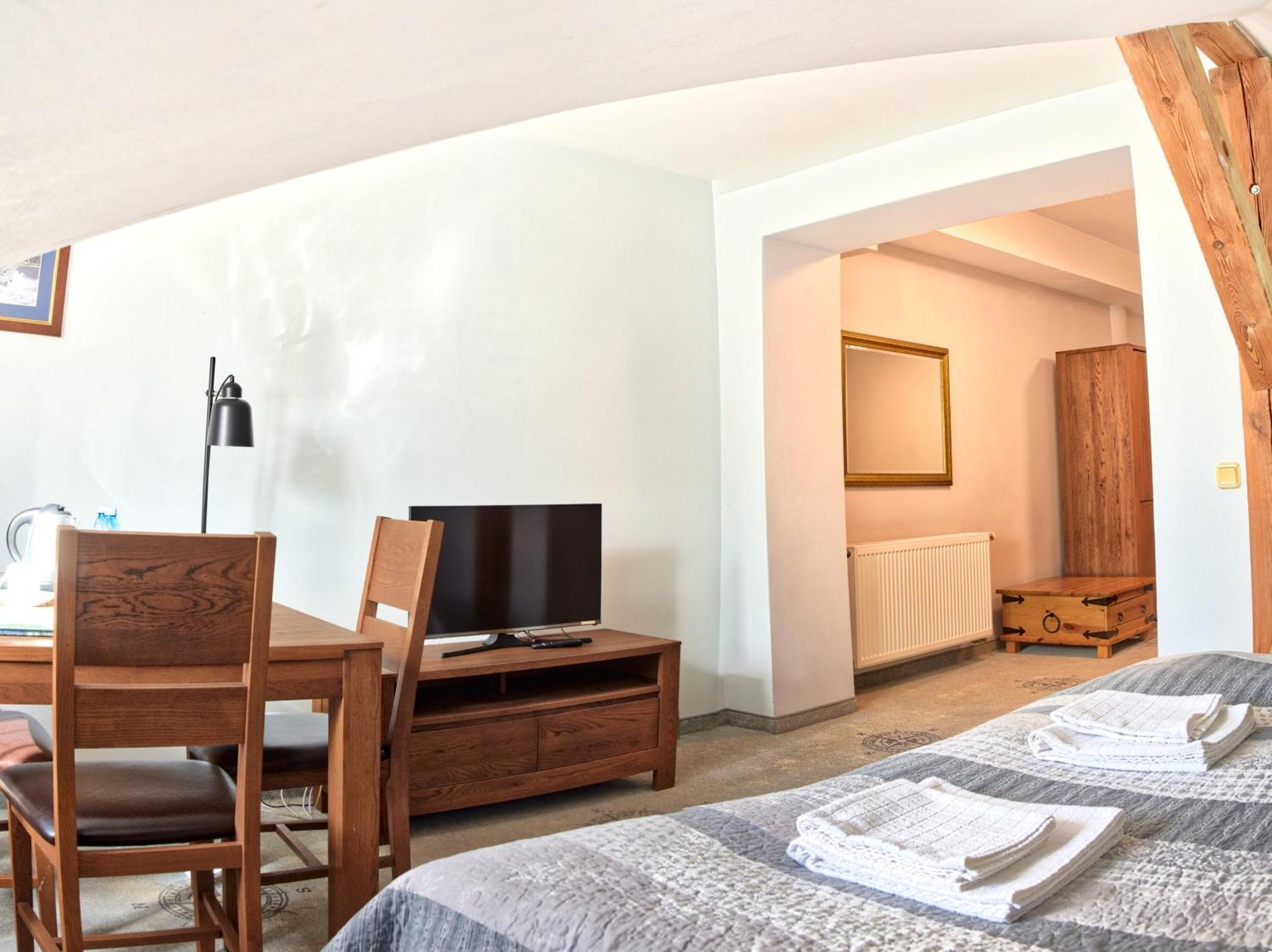 Hotel Joseph Conrad Spa & Wellness ปิช ภายนอก รูปภาพ