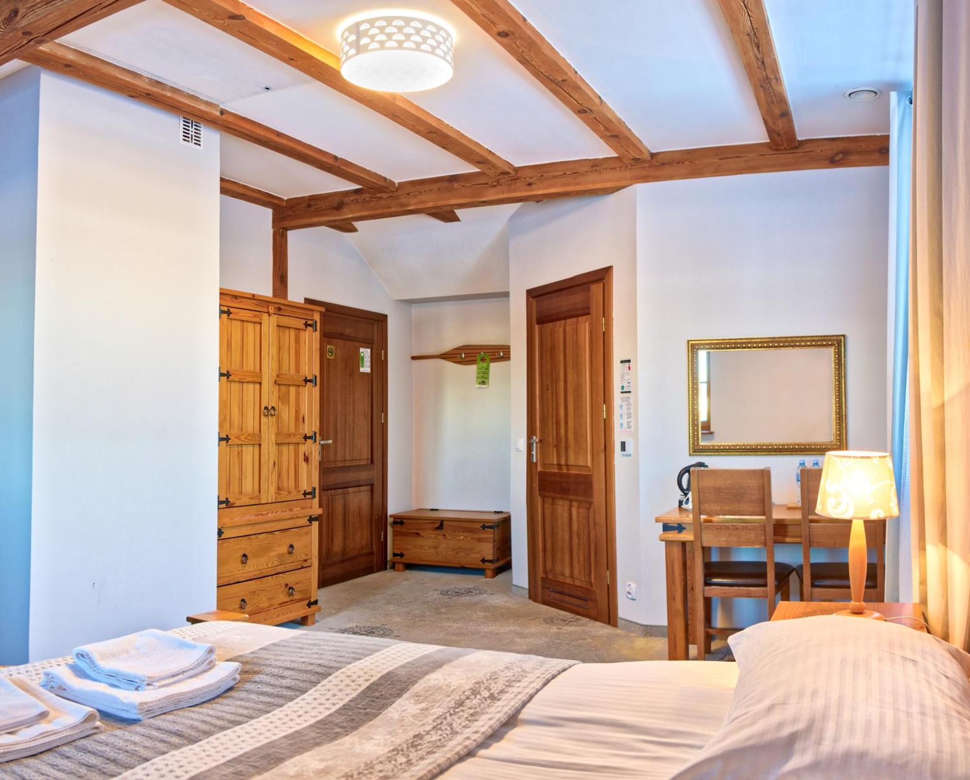 Hotel Joseph Conrad Spa & Wellness ปิช ภายนอก รูปภาพ
